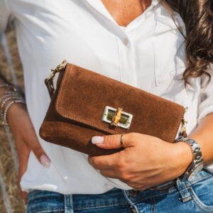 Veronica in suede